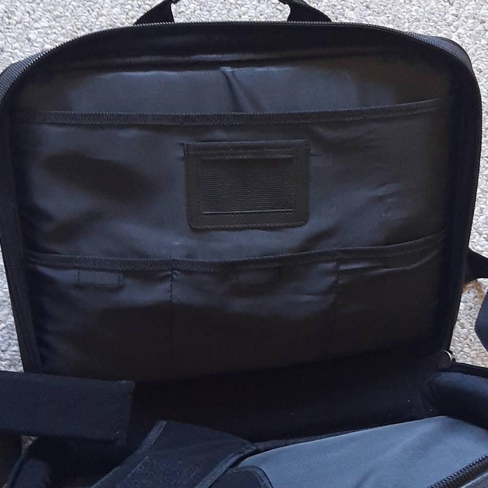 Icon Briefcase/Lap Top Computer Bag - Picture 12 of 14